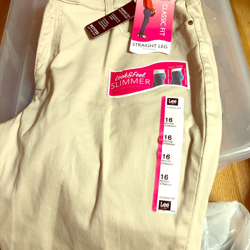 Women’s Khaki Lee Casual Pants